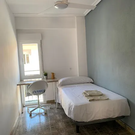 Moderno Piso Con Terraza